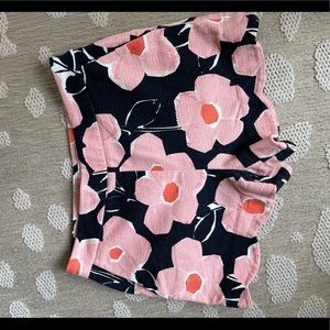 Anthropologie scallop hem shorts